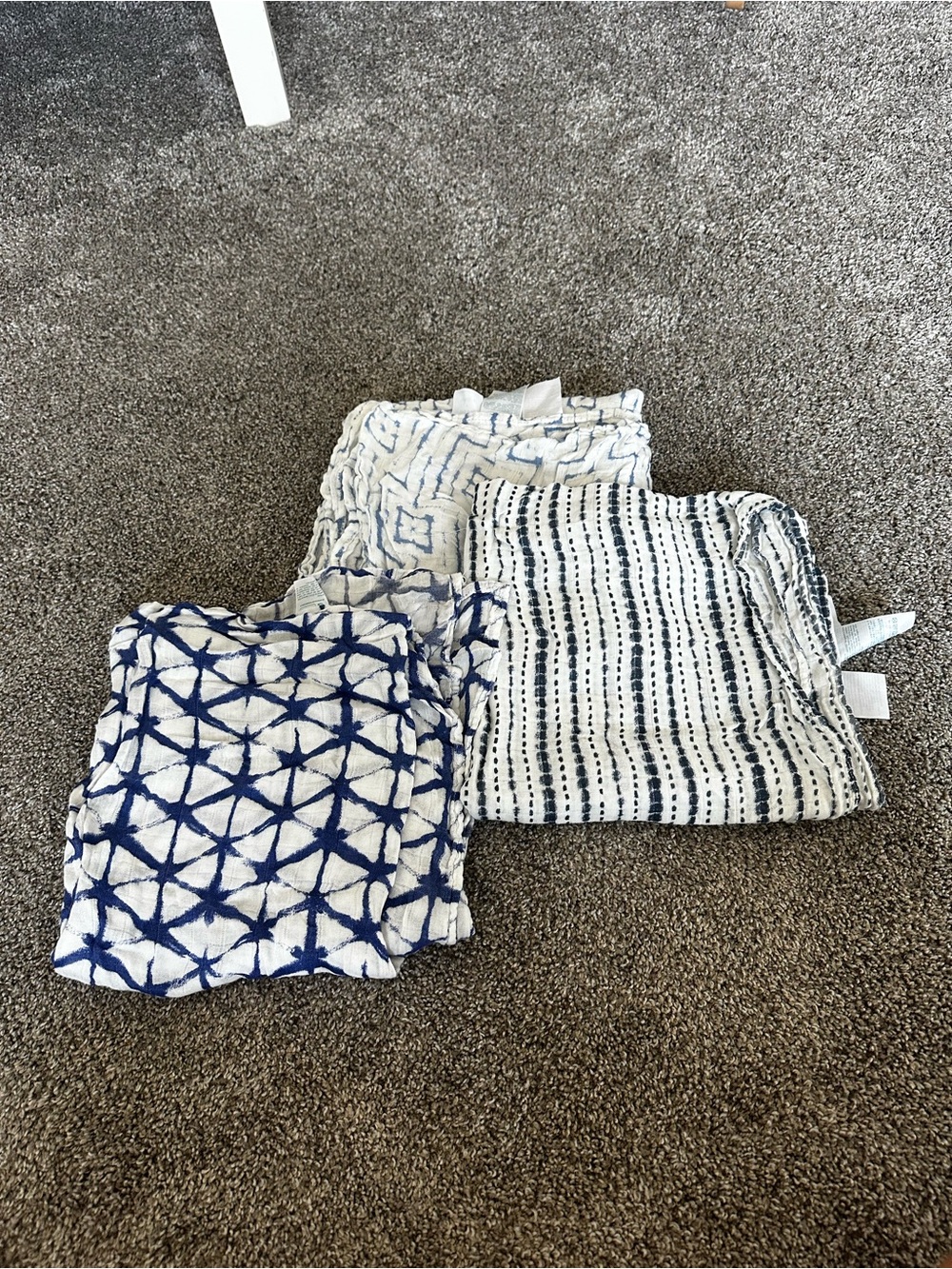 Set of 3 Aden + anais light weight blankets
